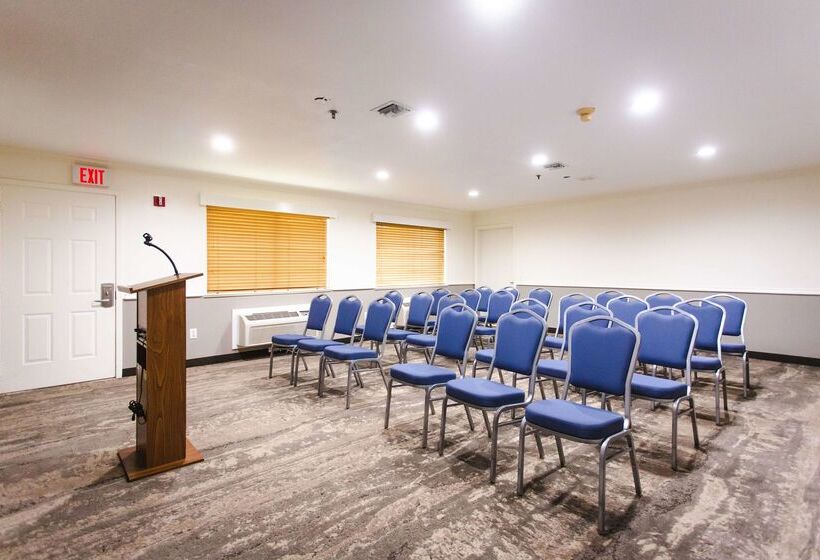 هتل Best Western Pearland Inn