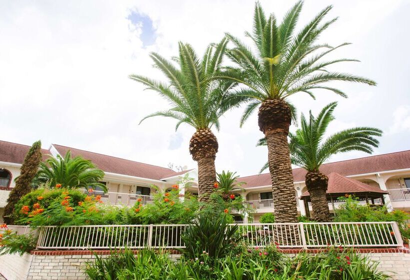 Отель Best Western Pearland Inn