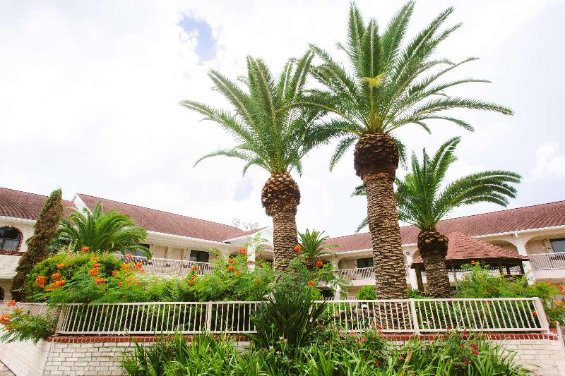 هتل Best Western Pearland Inn