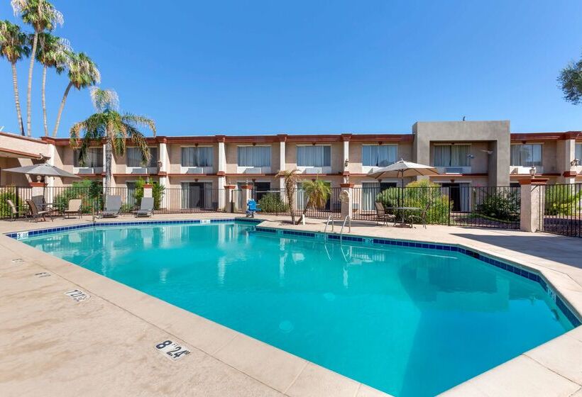 فندق Best Western Phoenix Goodyear Inn