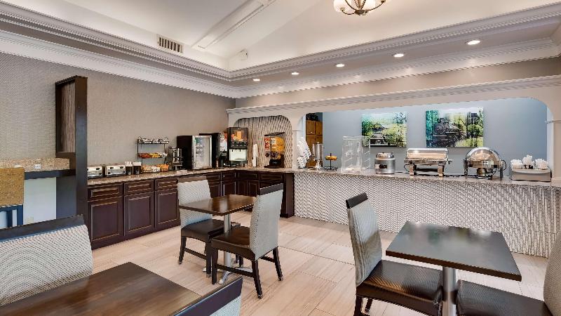 هتل Best Western Plaza Inn