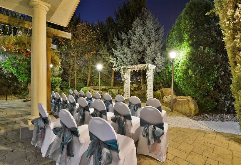 בית מלון כפרי Best Western Plus Caldwell Inn & Suites