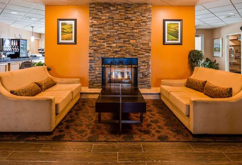 בית מלון כפרי Best Western Plus Caldwell Inn & Suites