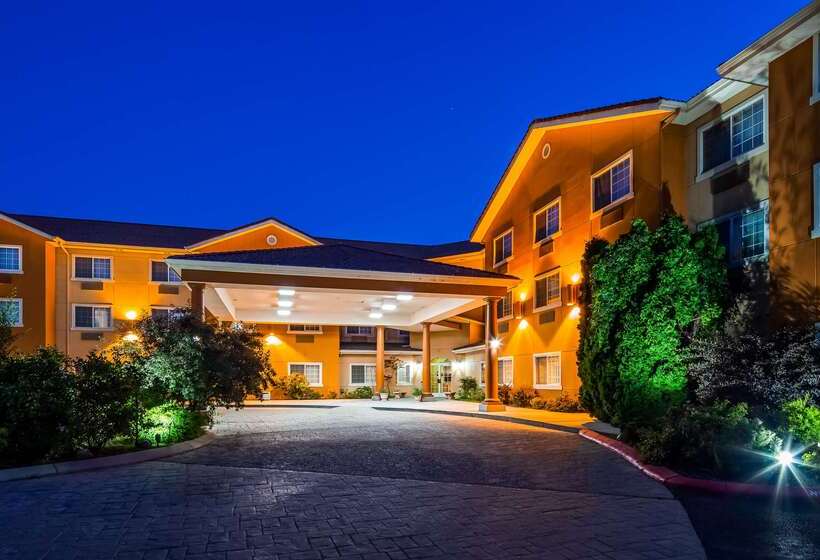 فندق Best Western Plus Caldwell Inn & Suites