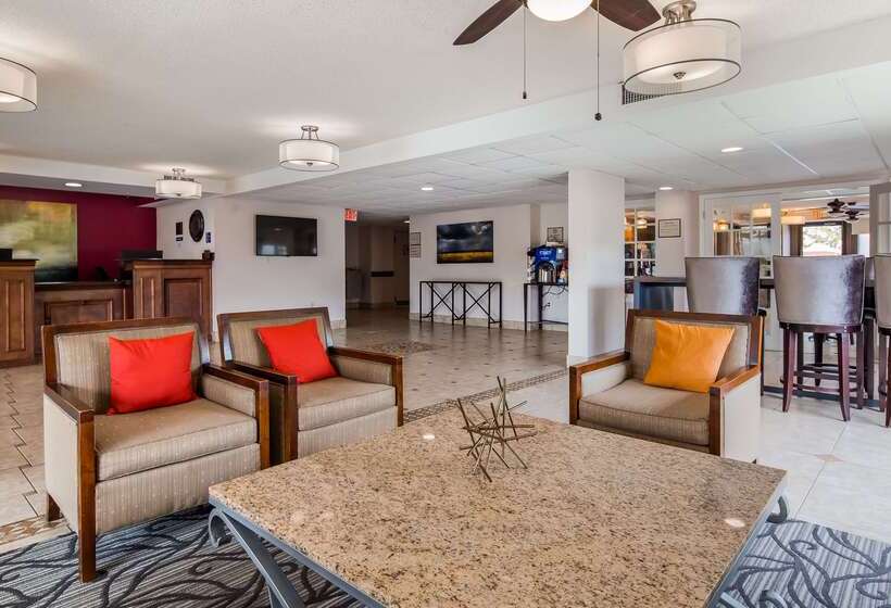 فندق Spark by Hilton Biloxi Ocean Springs