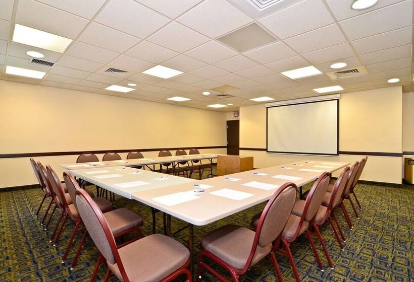 فندق Best Western Plus Gas City