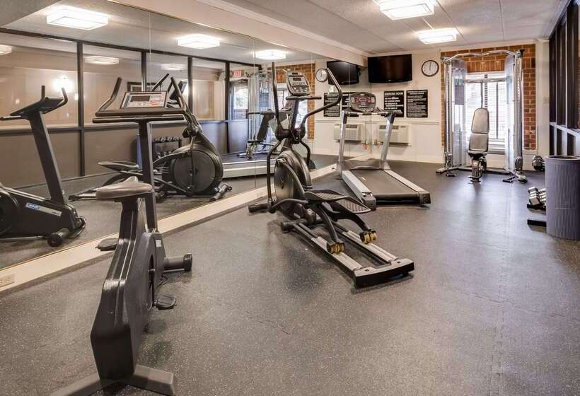 هتل Best Western Plus Governor's Inn Richmond