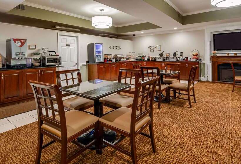 هتل Best Western Plus Governor's Inn Richmond