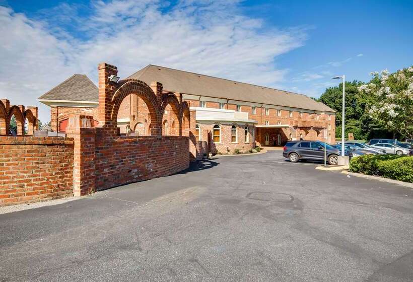 هتل Best Western Plus Governor's Inn Richmond