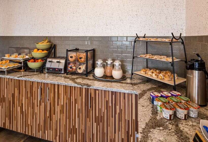 هتل Best Western Plus Grant Creek Inn