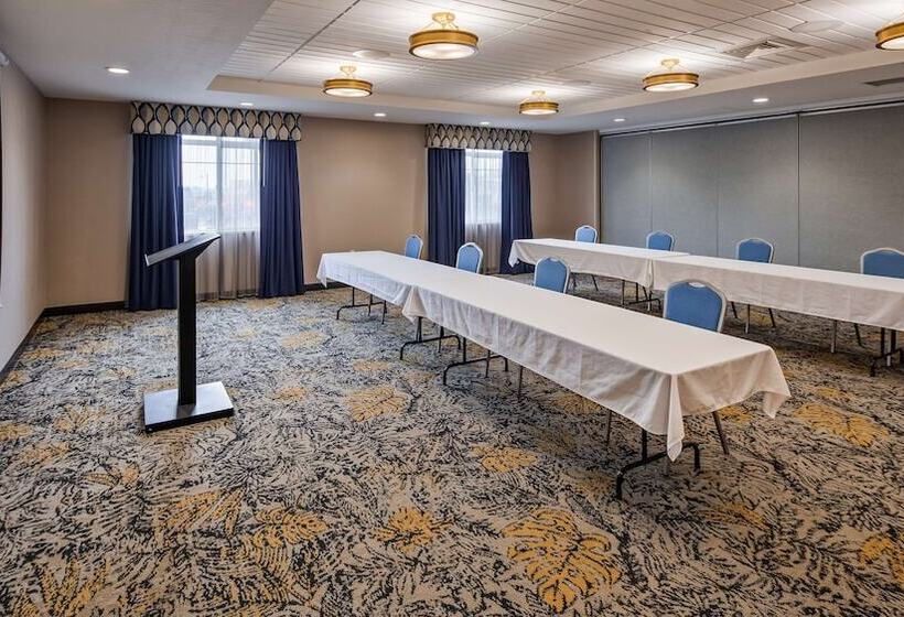 هتل Best Western Plus Grant Creek Inn