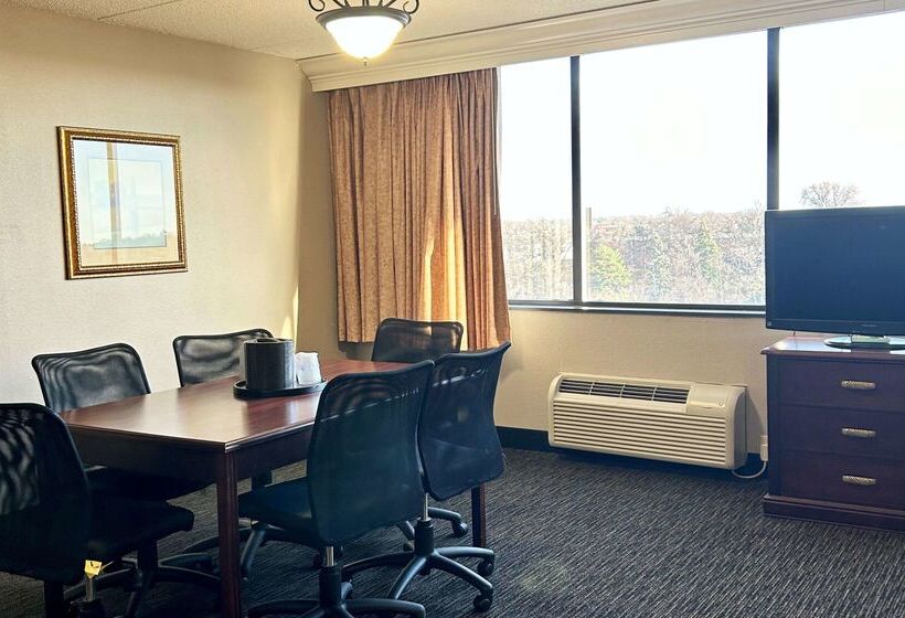 ホテル Best Western Plus Kelly Inn