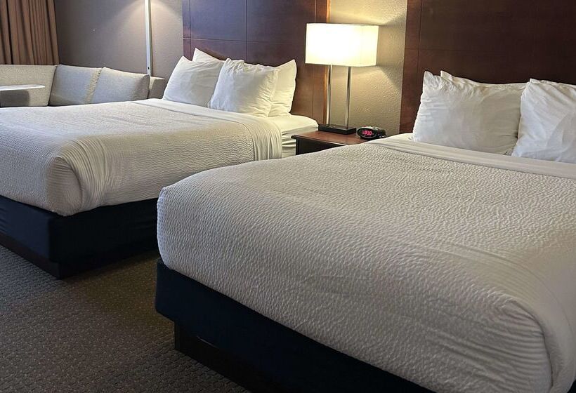 فندق Best Western Plus Kelly Inn