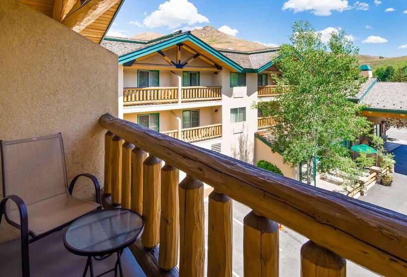 فندق Best Western Plus Kentwood Lodge