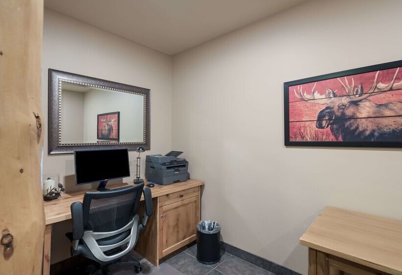 فندق Best Western Plus Kentwood Lodge