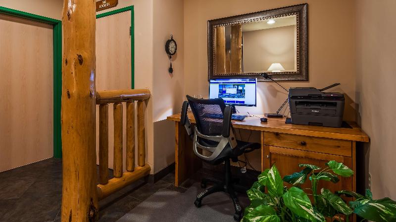 فندق Best Western Plus Kentwood Lodge