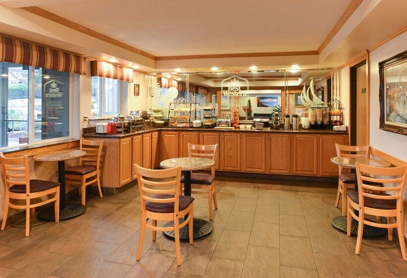 ホテル Best Western Plus Landmark Inn