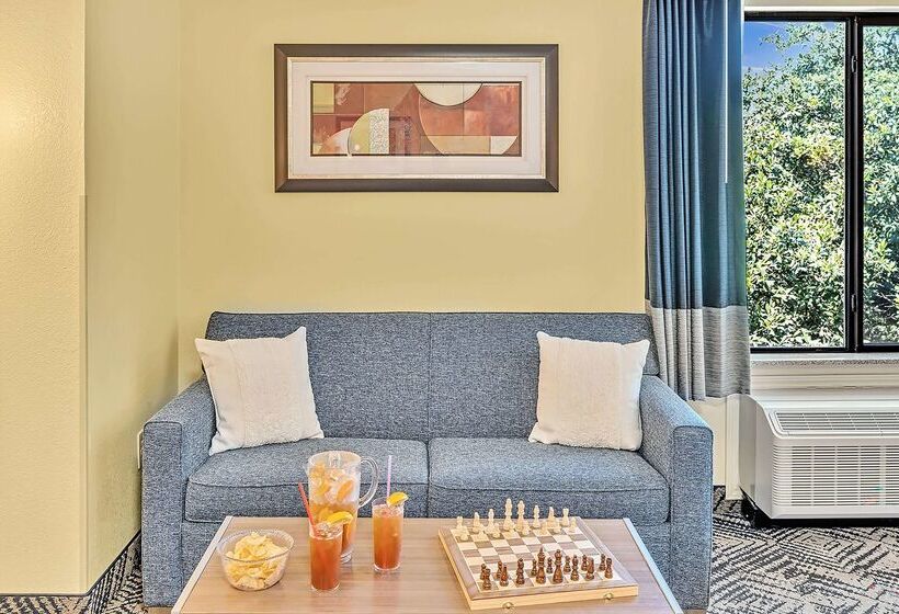 ホテル Best Western Plus Lewisville Flower Mound