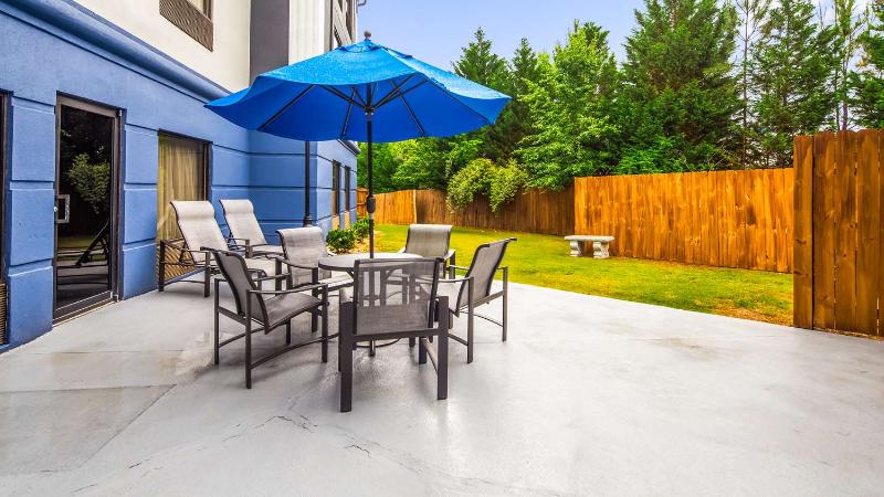 فندق Best Western Plus Mcdonough Inn & Suites