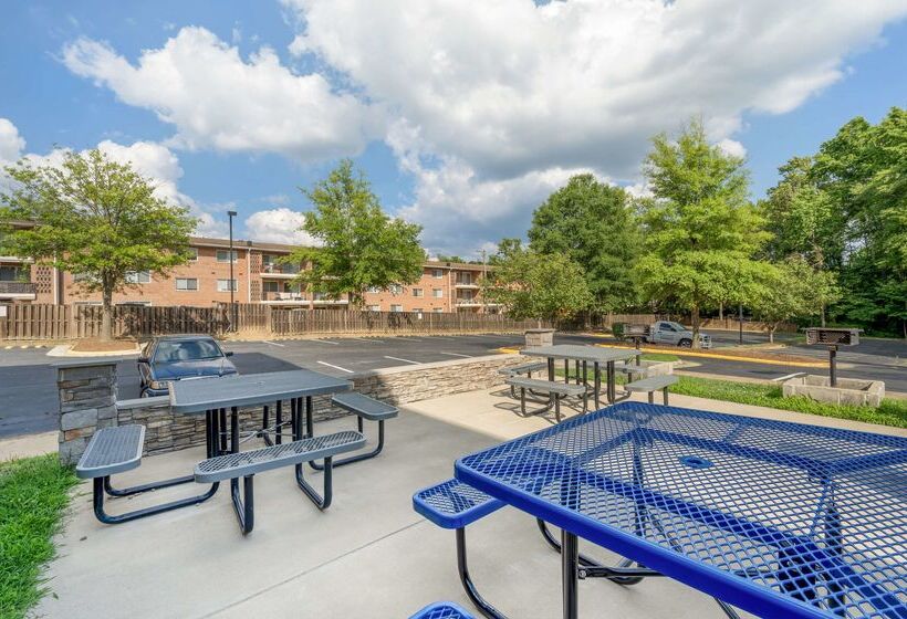 ホテル Best Western Plus Alexandria Fort Belvoir