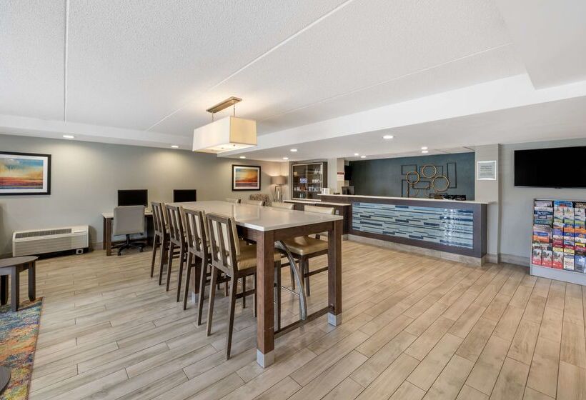 ホテル Best Western Plus Alexandria Fort Belvoir