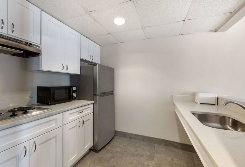 ホテル Best Western Plus Alexandria Fort Belvoir