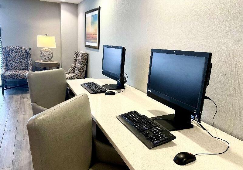 ホテル Best Western Plus Alexandria Fort Belvoir