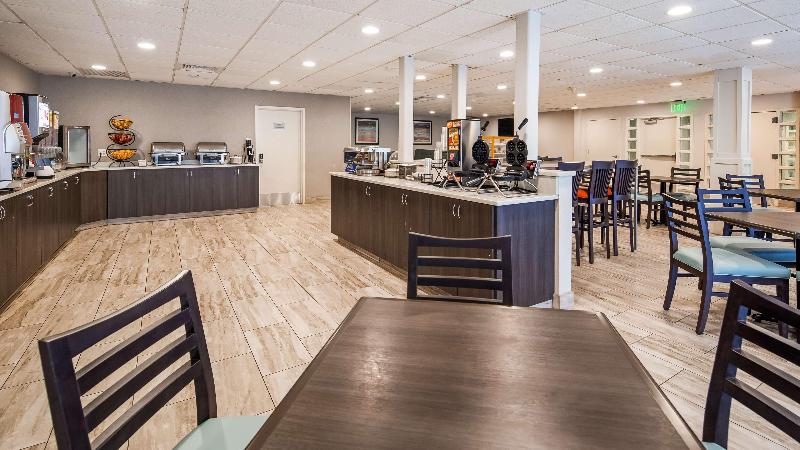 هتل Best Western Plus Alexandria Fort Belvoir