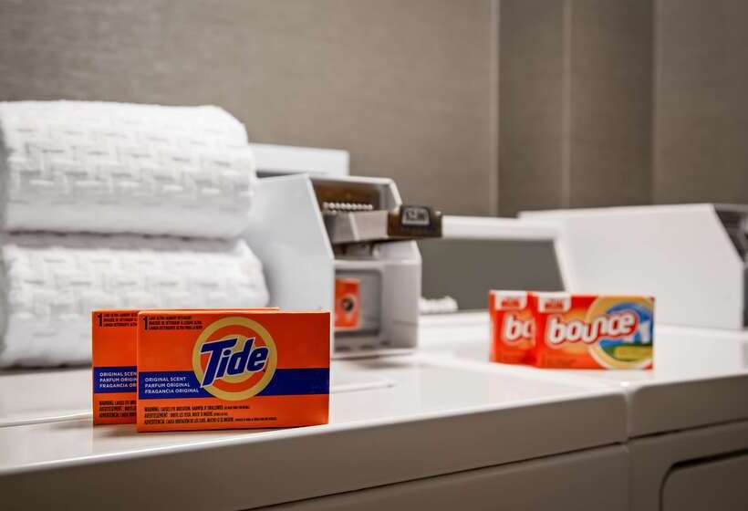 Отель Best Western Plus North Canton Inn & Suites