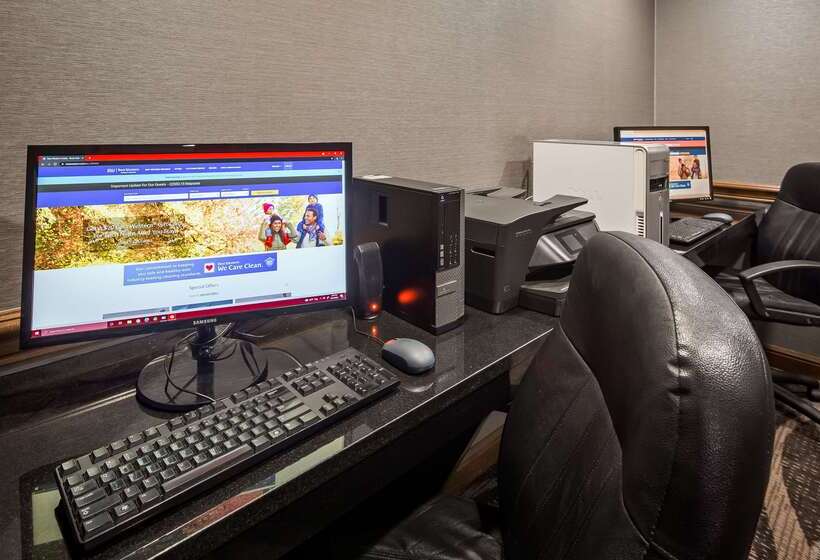 Отель Best Western Plus North Canton Inn & Suites