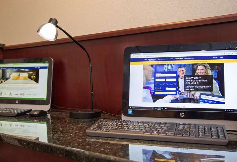 ホテル Best Western Plus Oak Mountain Inn