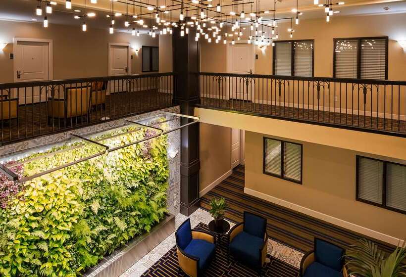 فندق Best Western Plus Palm Court