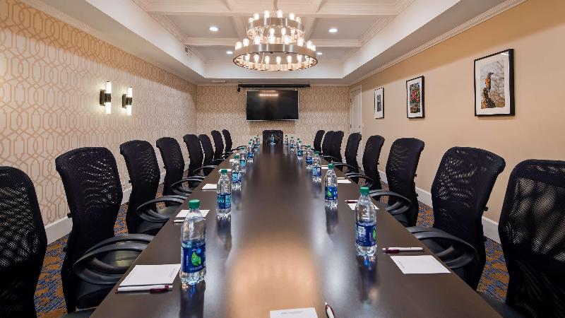 فندق Best Western Plus Palm Court