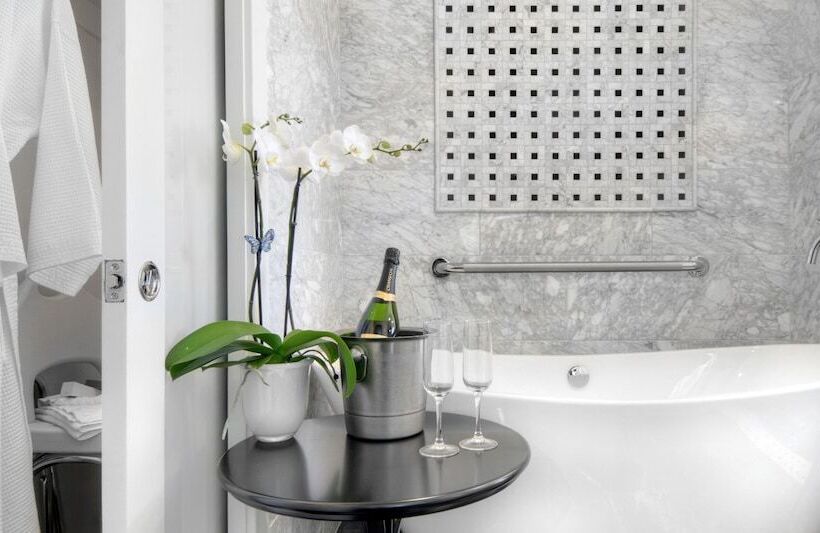 فندق Best Western Plus Palm Court