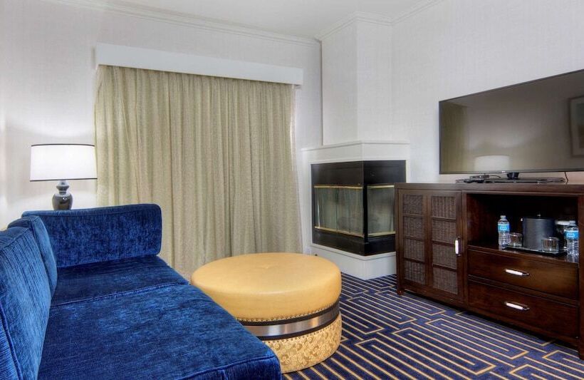 فندق Best Western Plus Palm Court