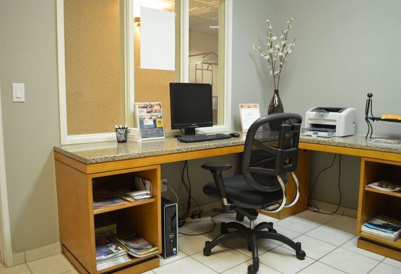 בית מלון כפרי Best Western Plus Liberty Lake Inn