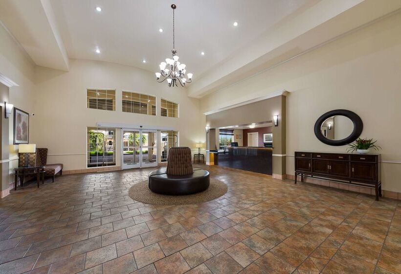Отель Best Western Salinas Valley Inn & Suites