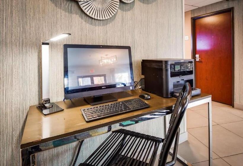 فندق Best Western Sandy Inn