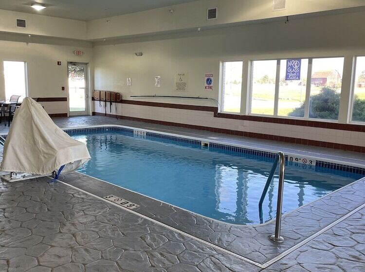 Отель Best Western Wapakoneta Inn