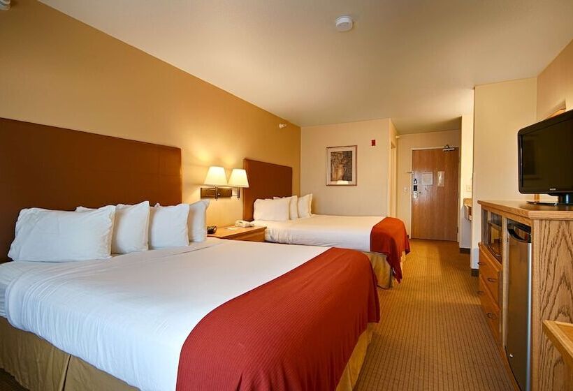 Отель Best Western Wapakoneta Inn