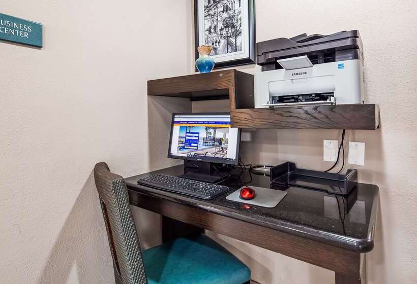 ホテル Best Western Webster/nasa