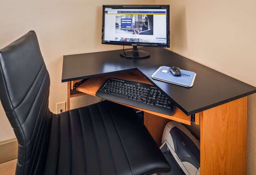 Отель Best Western Willits Inn