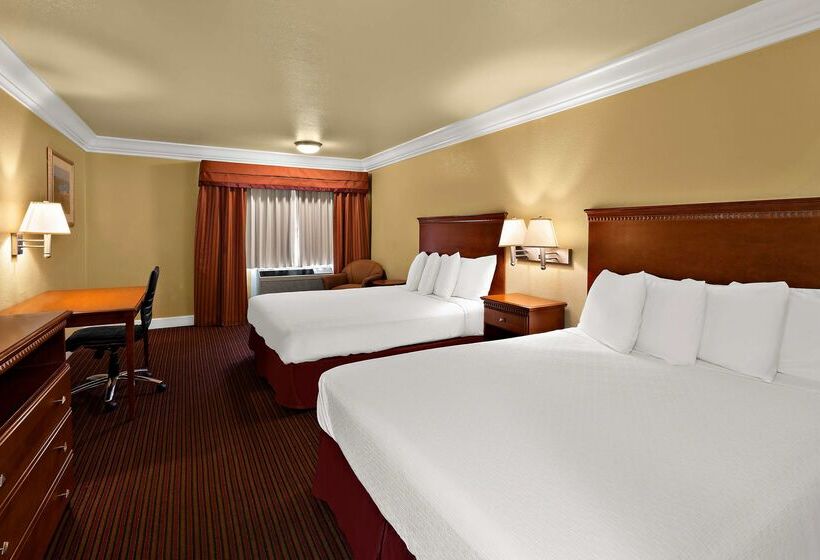 Отель Best Western Willits Inn