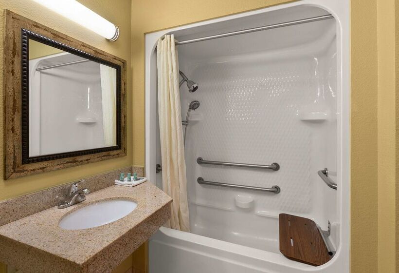 Отель Best Western Willits Inn