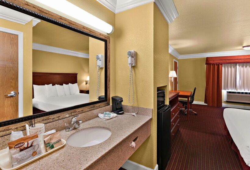 Отель Best Western Willits Inn