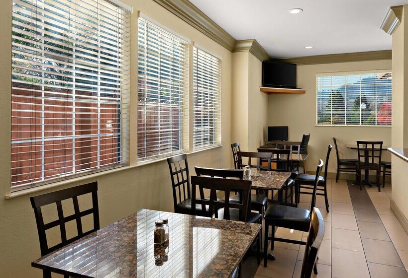 Отель Best Western Willits Inn