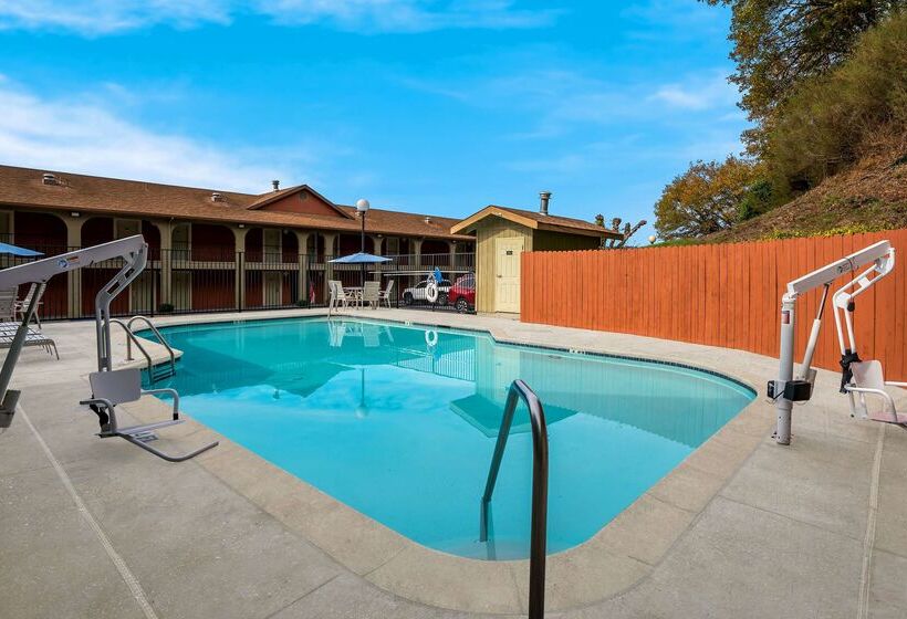 Отель Best Western Willits Inn