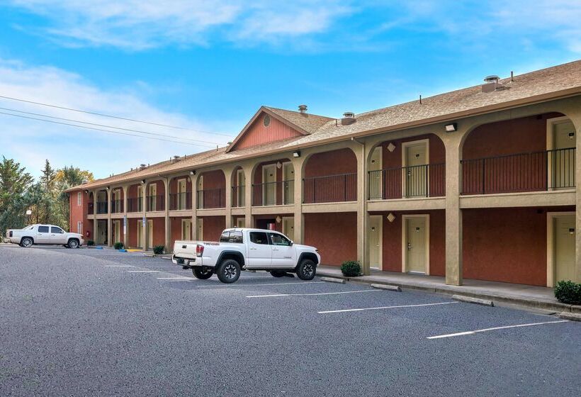 Отель Best Western Willits Inn