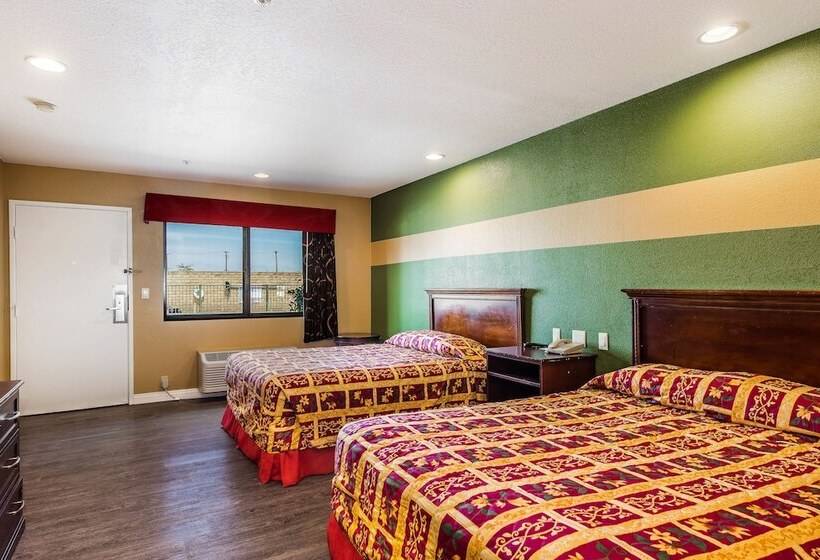 Отель Budget Inn