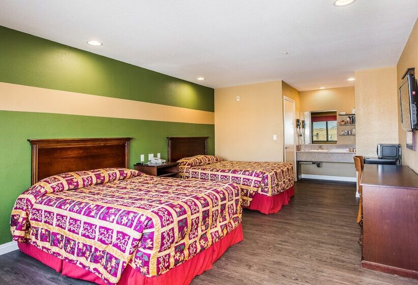 Отель Budget Inn